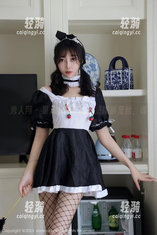 秀人网-果儿 秀人网 - 果儿最新作品:细腻裤里丝,谁说这不能惊艳?