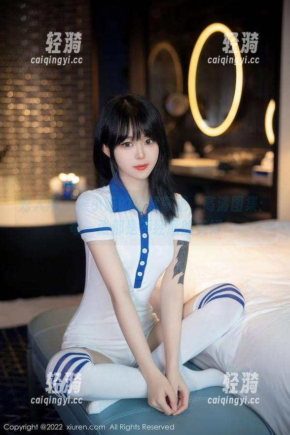 秀人网 - 熊小诺的短裙奇遇，高清图集：每一张都是不经意的美好