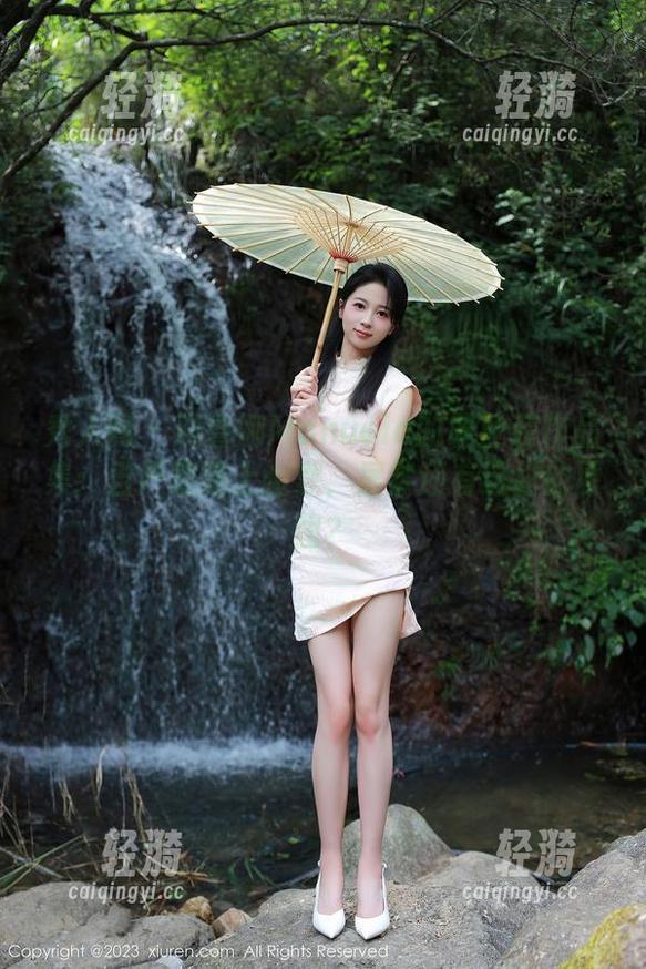 秀人网-玛鲁娜Manuela 秀人网 - 玛鲁娜Manuela的职业装作品集:当严肃遇上幽默,居然还有这样的原图?