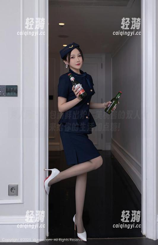 秀人网-美桃酱 秀人网 - 图包新鲜出炉!美桃酱的双人大片,来给你的生活加点糖!