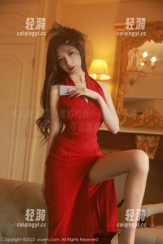 秀人网-艾小青 秀人网 - 艾小青的肉丝:作品集下载,轻轻一瞥,可能就停不下来