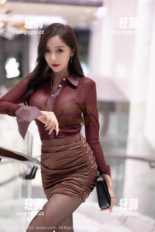 秀人网 - 雅茹老师的泳装逆袭：这组美图套图我给满分！