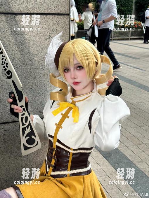 秋山AkI 精选:秋山AkI穿水手服……我说,水手服和海浪都是心动的代名词!