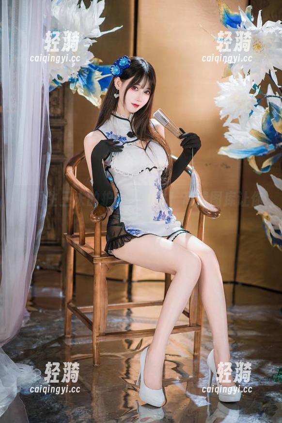 羽生三未 被羽生三未的护士妆迷住!高清图库让你看个够!