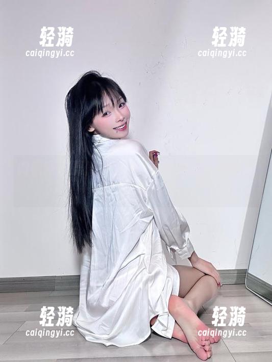微密圈 - 聂傲娇修女：高清资源，谁说修女不能可爱？