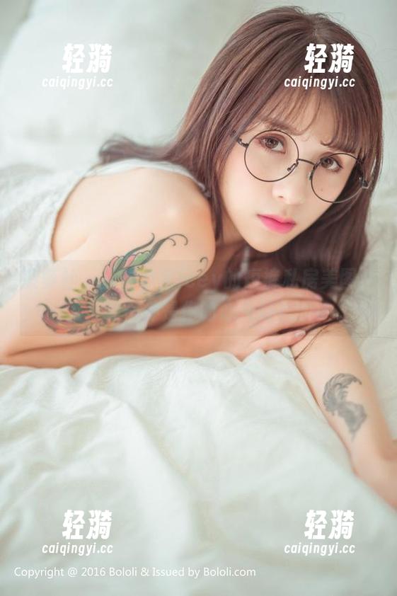 菠萝社 - 直击八宝icey的短裤私房美图，哪一件是你的心头好？