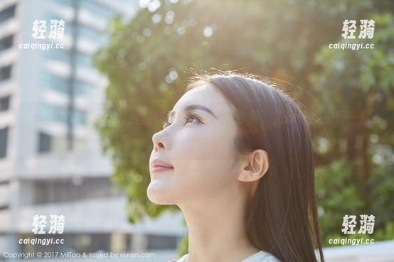 蜜桃社 - 琉璃lily的丝袜探险：无圣光合集，发现惊喜的每一刻！
