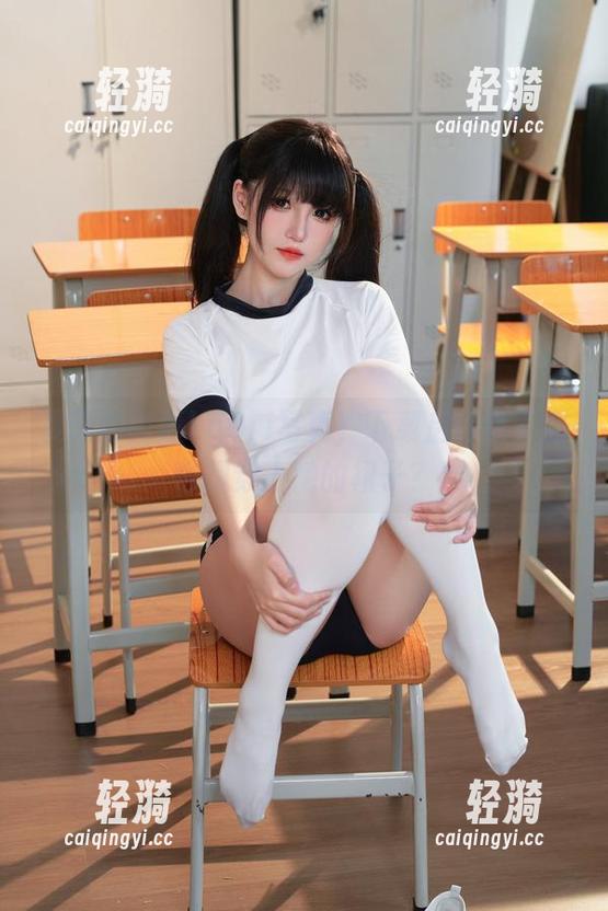 阿薰kaOri 夏天的阿薰kaOri写真,下载后你会不会也想穿上她的裙子?