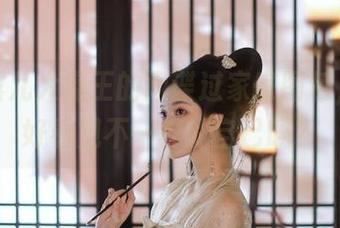 下载露儿大魔王的间谍过家家图包，准备好看见不一样的自己吗？