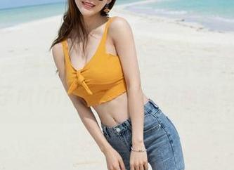 魅妍社 – 感觉夏天来了一点不真实？下载糯美子Mini的作品，带你踏进梦境！