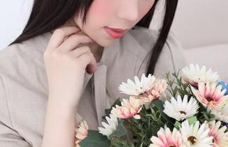 爱心胸贴与鹿野希的偶遇，高清cos让人目不转睛！